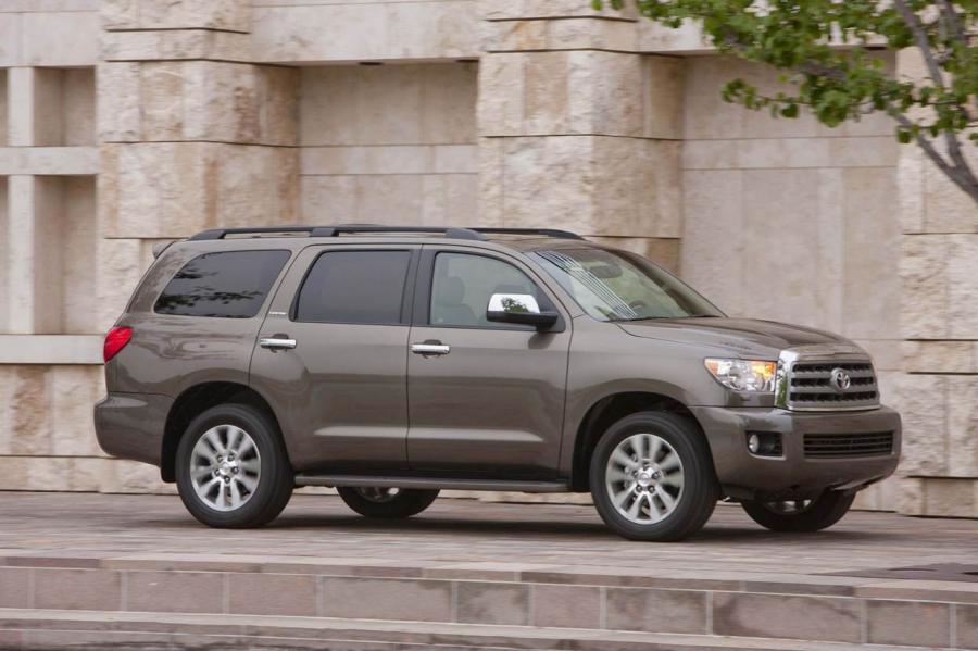  Toyota Sequoia 2013 года  (фото 49 из 50)